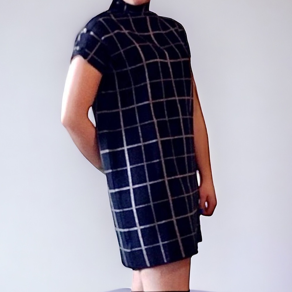 Cynthia Rowley Black Windowpane Crosshatch Short Sleeve Mod Sweater Dress Size M